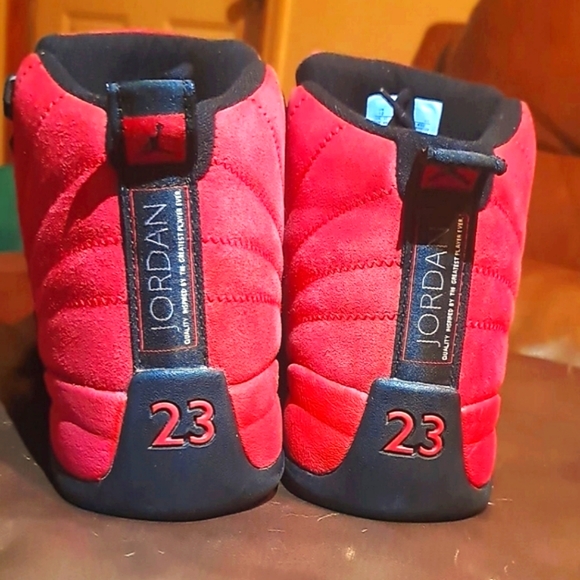 Jordan 12s Reverse Flu Game - Picture 4 of 6